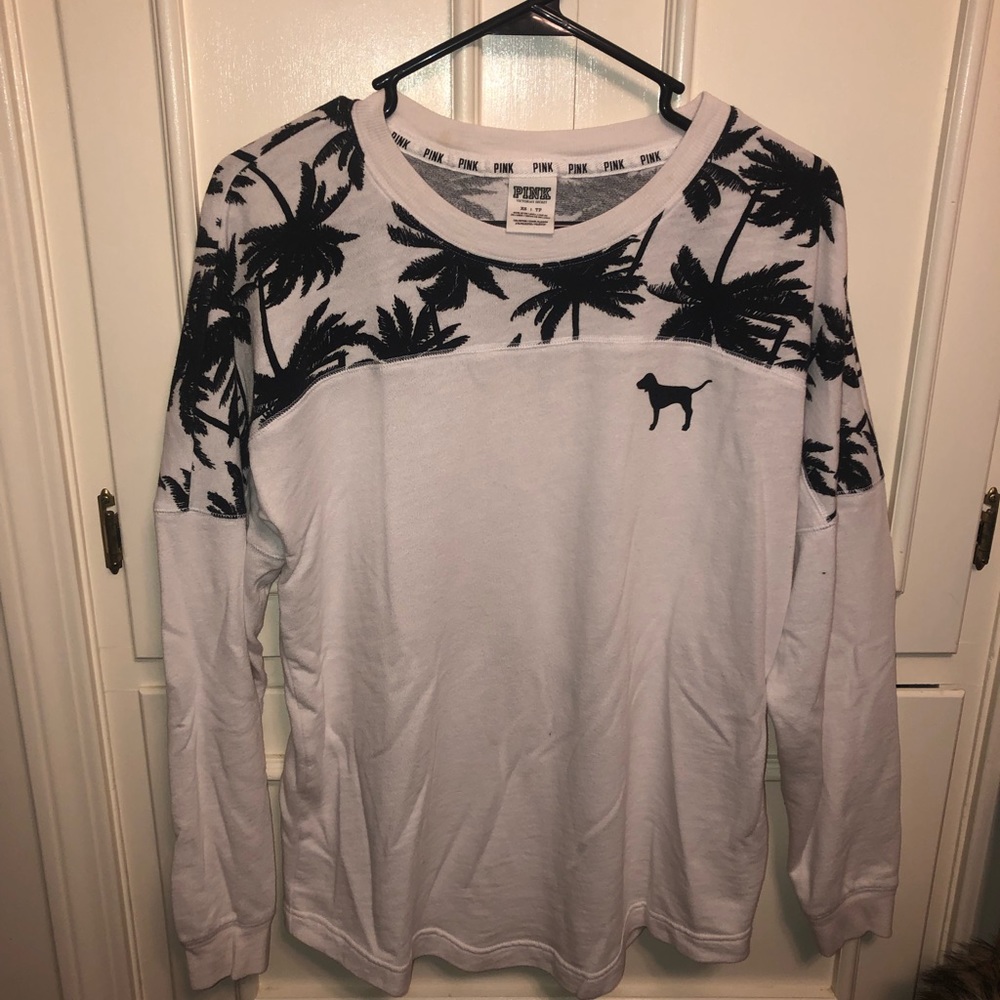 crew neck PINK shirt